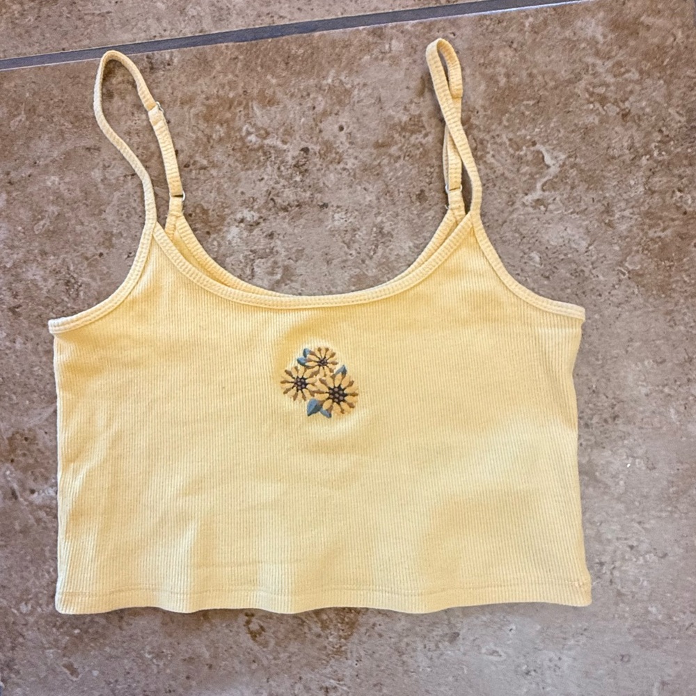 HOLLISTER - Yellow Floral Crop Top